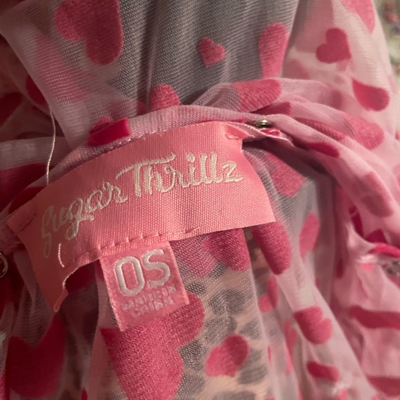 Rare Dolls Kill Sugar Thrillz Pink Heart Mesh Wrap Faux Fur Robe - Picture 10 of 10